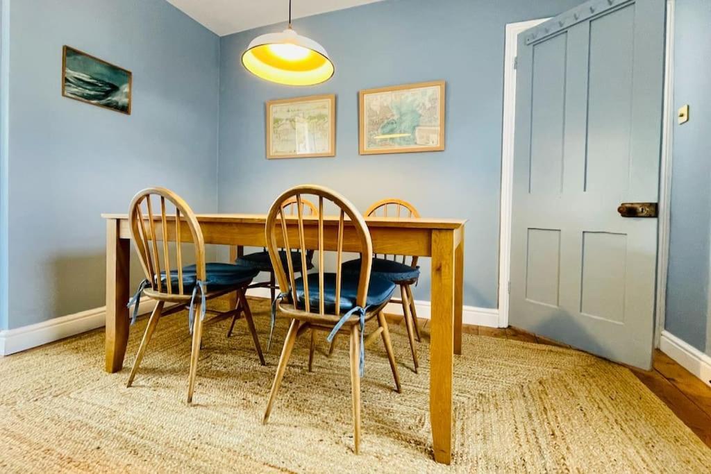 Northdene Cottage - Cosy Old Fisherman'S Cottage Two Mins From Sea - Free Parking - Wood Burning Stove - Roll Top Bath - Dog Friendly Deal Εξωτερικό φωτογραφία