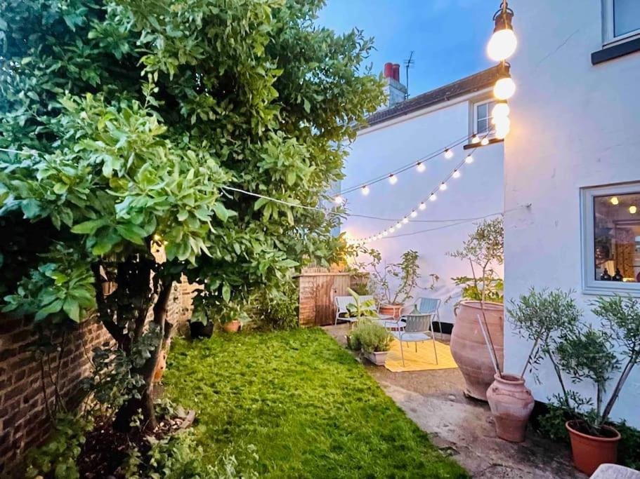 Northdene Cottage - Cosy Old Fisherman'S Cottage Two Mins From Sea - Free Parking - Wood Burning Stove - Roll Top Bath - Dog Friendly Deal Εξωτερικό φωτογραφία